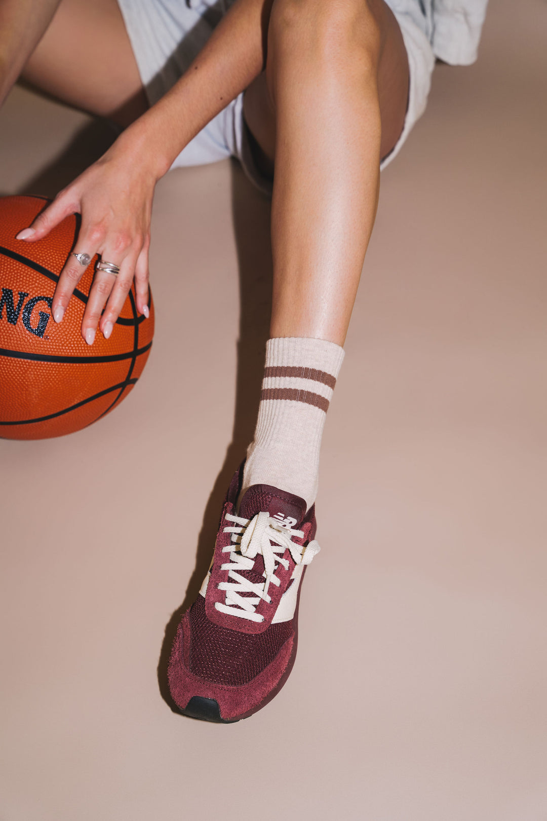 GYM SOCKS - Oat Cocoa Stripe
