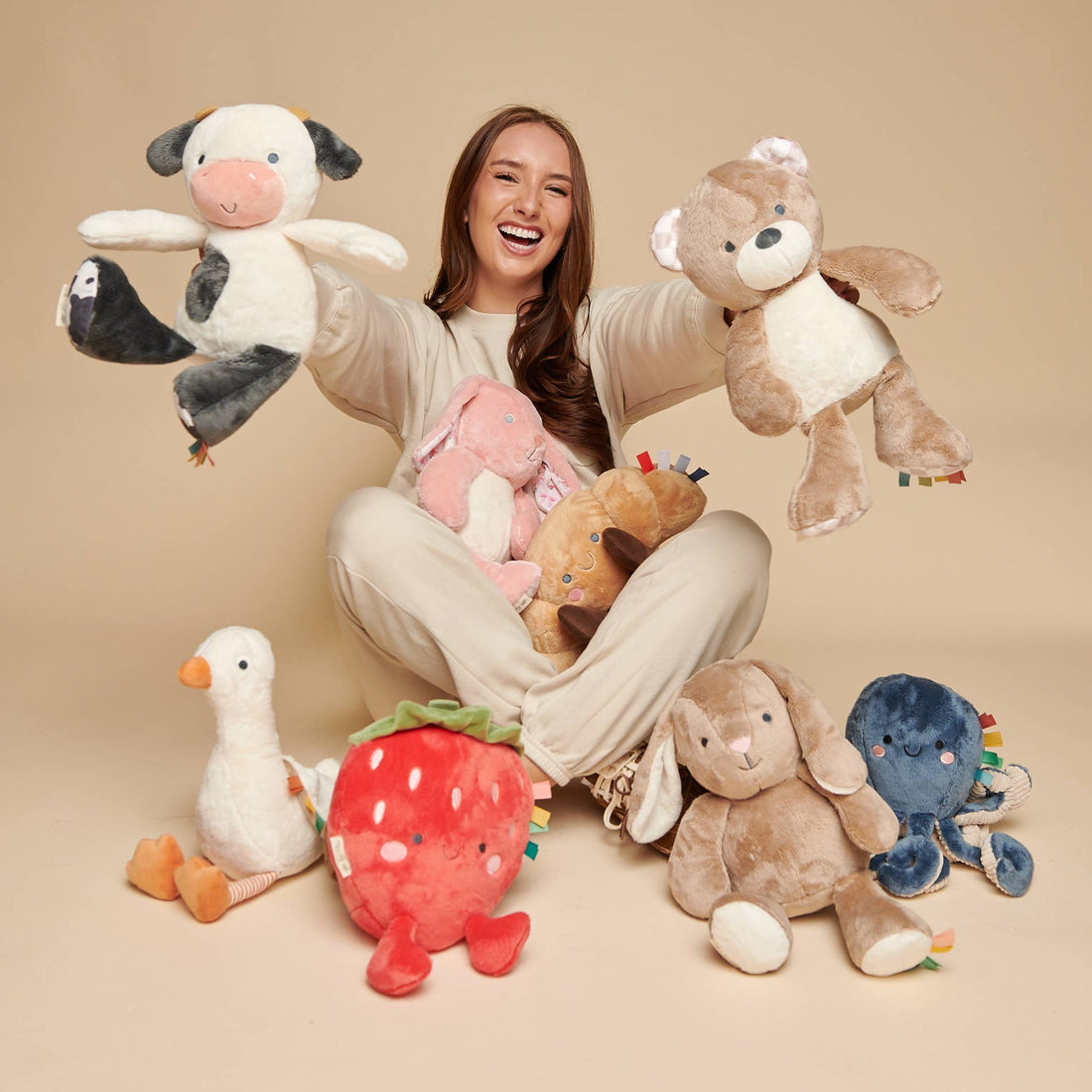 Itzy Ritzy - Sweetie Snuggles™ Plush: Taupe Bunny